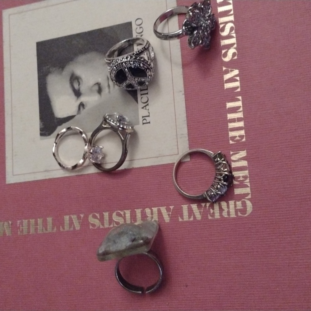 6 Ring Lot - image 3